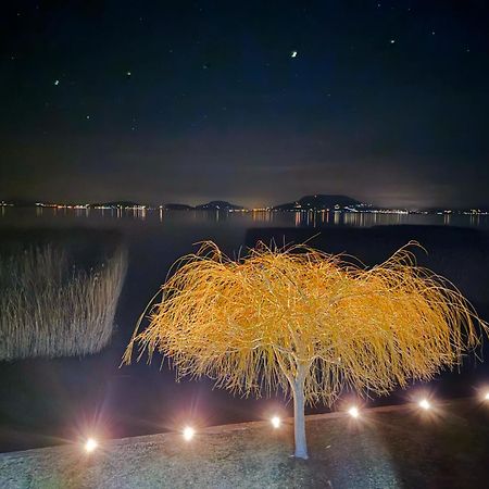 Balaton A Kertben - Balaton In The Garden - Beachfront Houses With Beautiful View, Private Beach Balatonfenyves Exterior foto