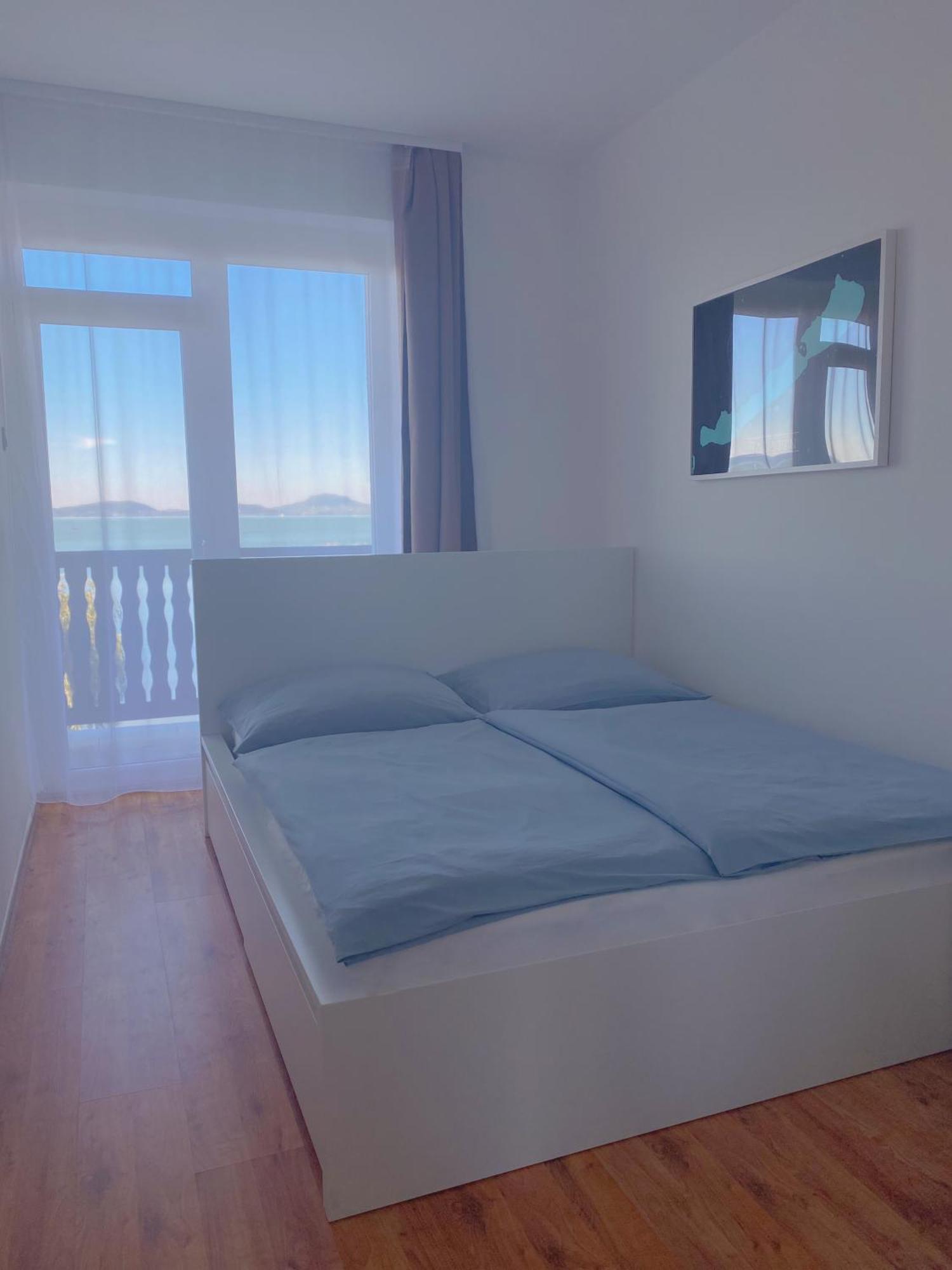 Balaton A Kertben - Balaton In The Garden - Beachfront Houses With Beautiful View, Private Beach Balatonfenyves Exterior foto