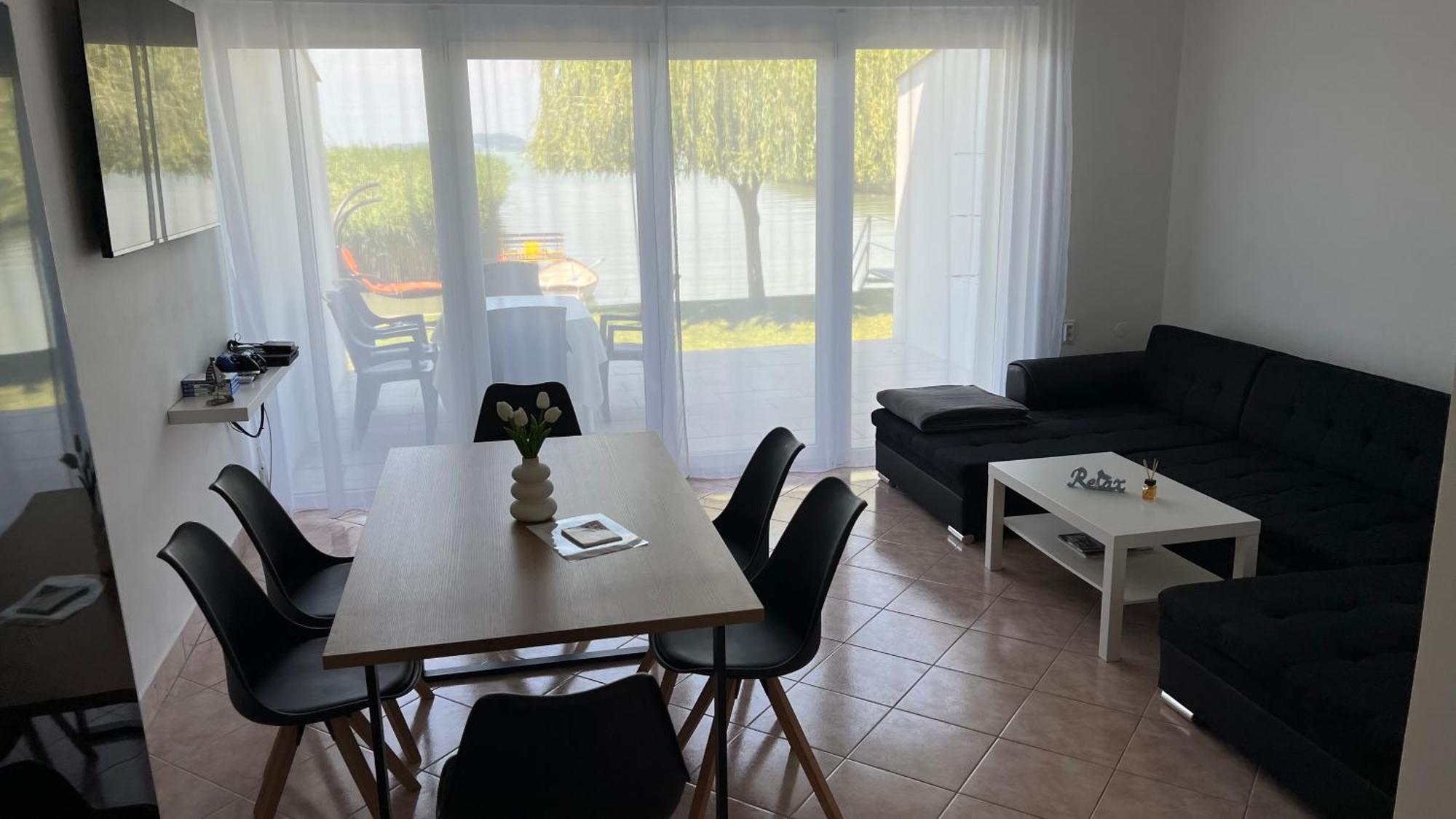 Balaton A Kertben - Balaton In The Garden - Beachfront Houses With Beautiful View, Private Beach Balatonfenyves Exterior foto